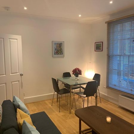 Beautiful One Bedroom Flat In The Heart Of Notting Hill Gate Лондон Екстериор снимка